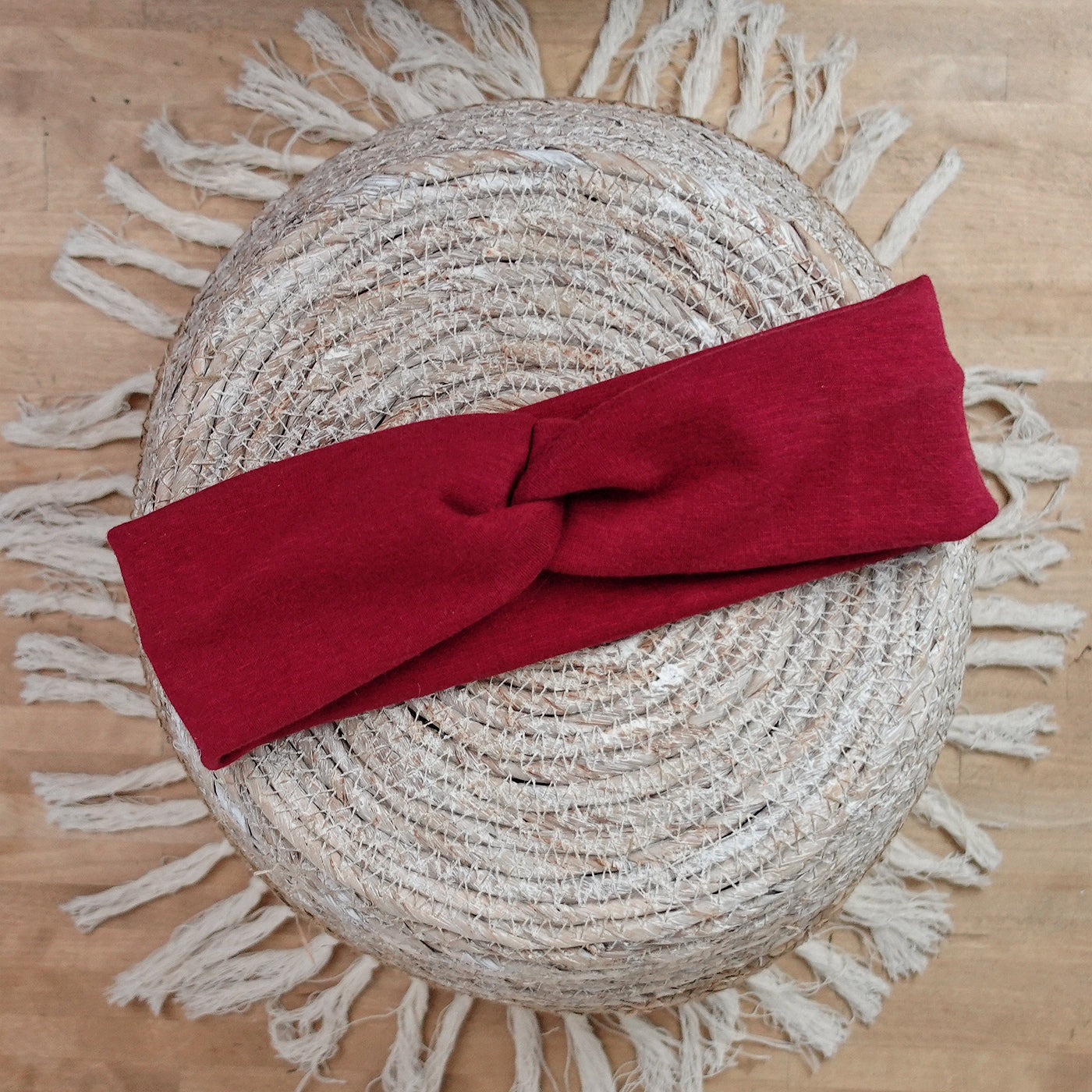 strinband-mit-twist-rot