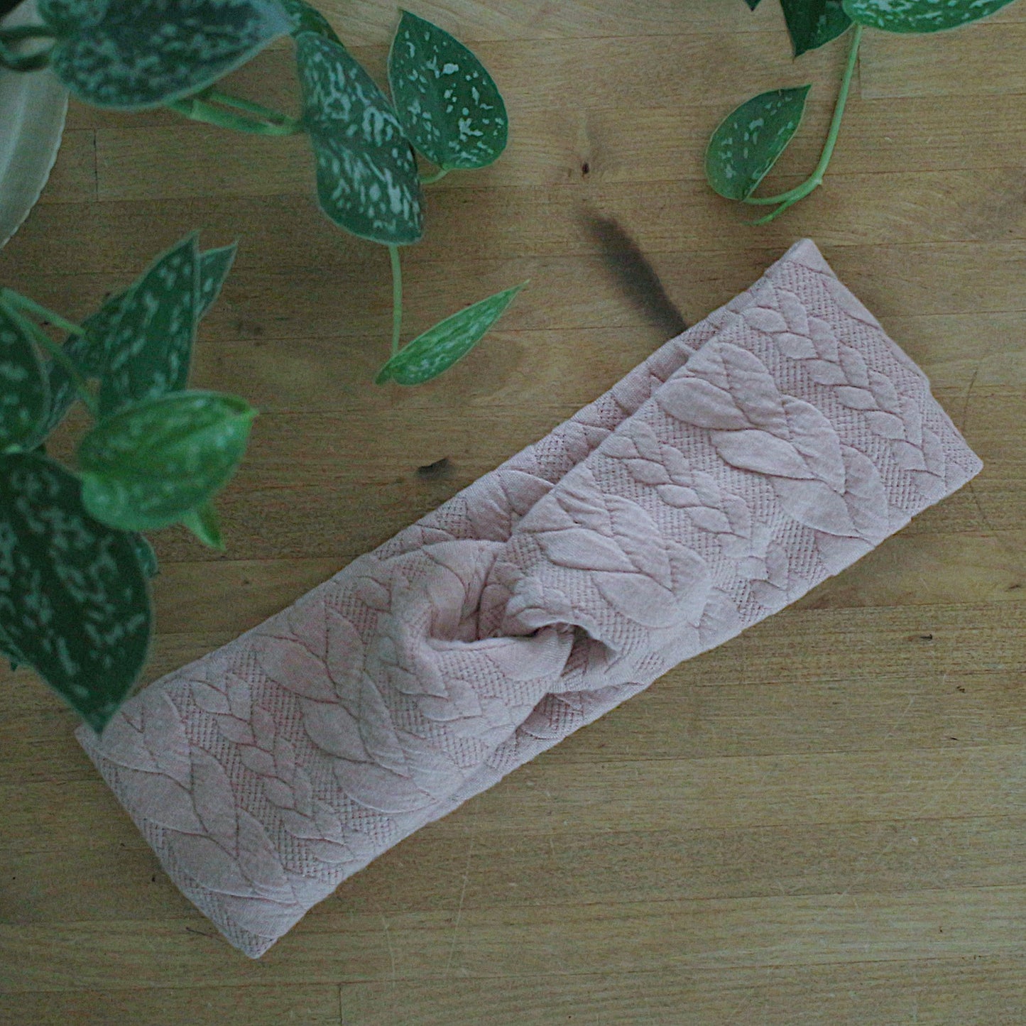 haarband-rosa-pastell-zopfmuster-twist-stirnband
